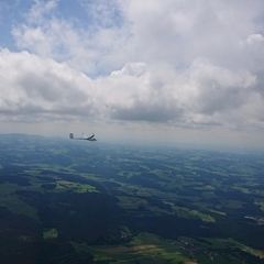 Flugwegposition um 09:49:59: Aufgenommen in der Nähe von Okres Český Krumlov, Tschechien in 1627 Meter